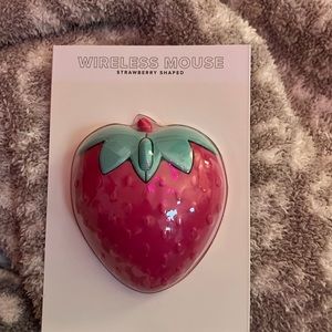 Target bull’s-eye valentines, strawberry wireless mouse Mac and windows NWT 🍓